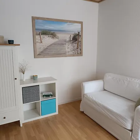 Am Kurwald Apartment *