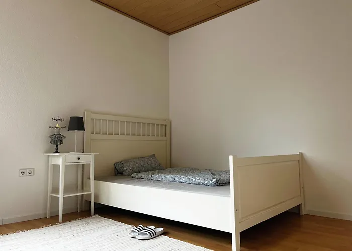 Daire Am Kurwald, Naehe Kliniken, 88qm, Parkplatz *