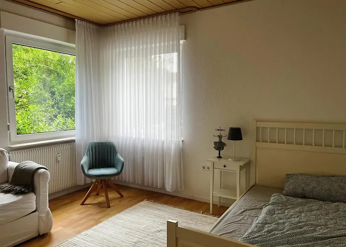 Am Kurwald, Naehe Kliniken, 88qm, Parkplatz * Bad Lippspringe