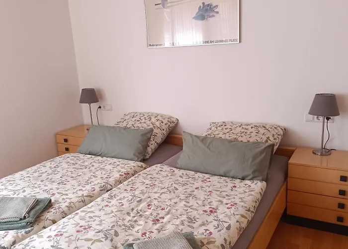 Daire Am Kurwald, Naehe Kliniken, 88qm, Parkplatz *