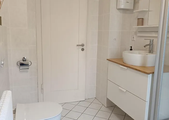 Am Kurwald, Naehe Kliniken, 88qm, Parkplatz Daire Bad Lippspringe